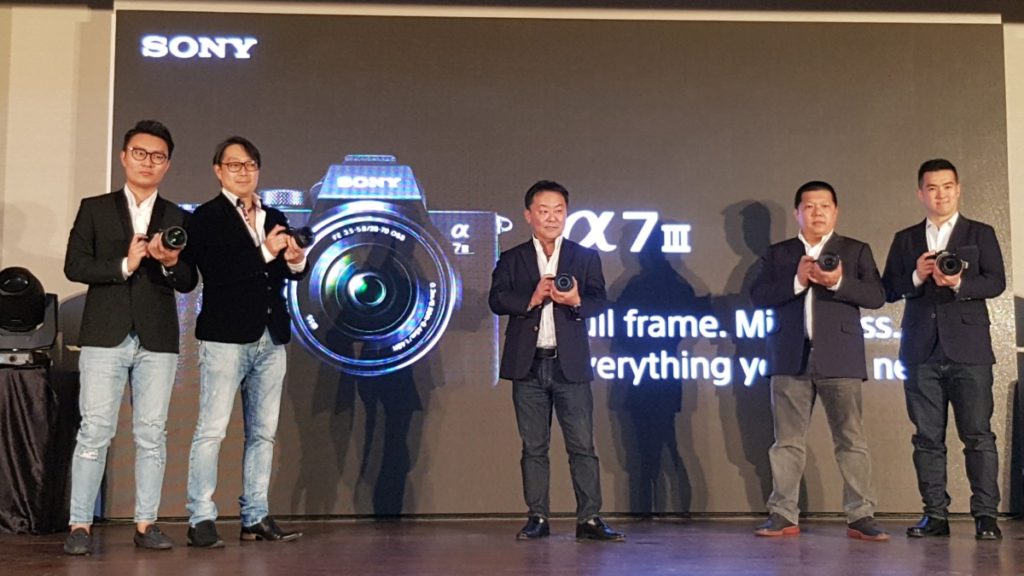 Representatives from Sony Malaysia with the A7 III