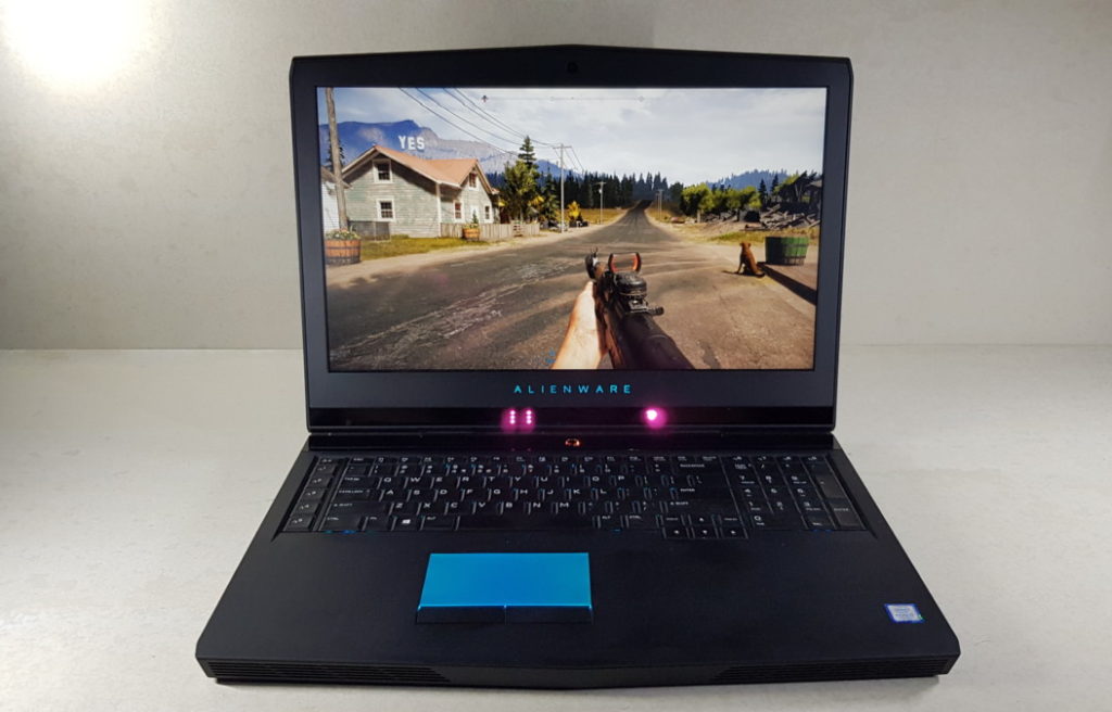 Alienware 17 R4 - Out of this World 11