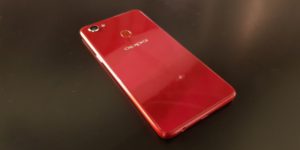 Get an OPPO F7 and score a free RM299 gift box 16