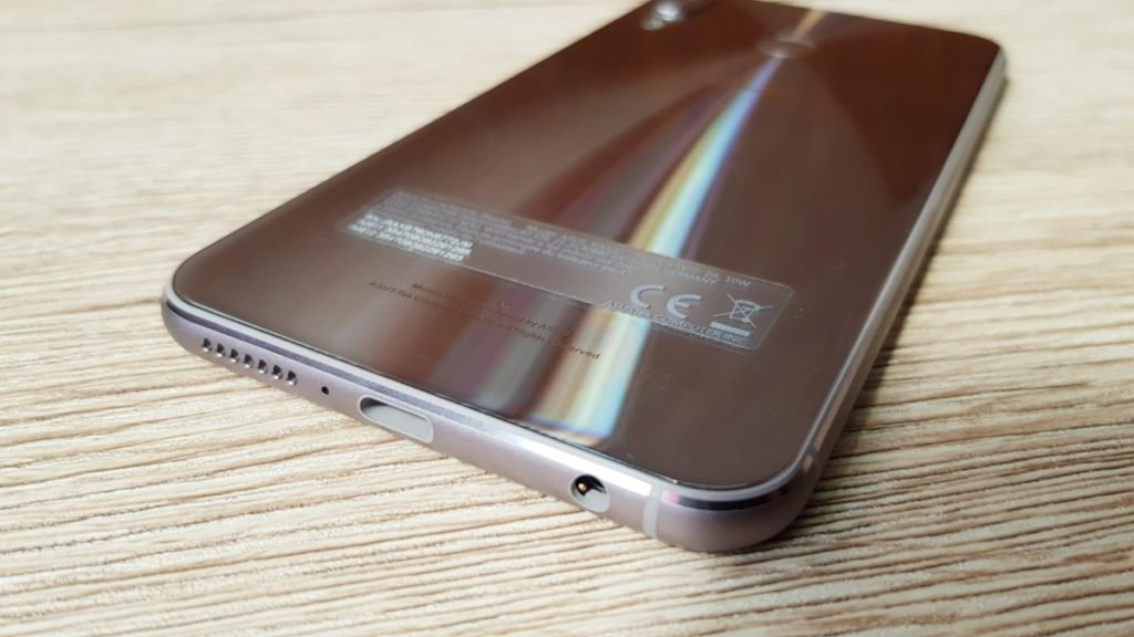 Asus Zenfone 5 ZE620KL preview - First look and hands-on 6