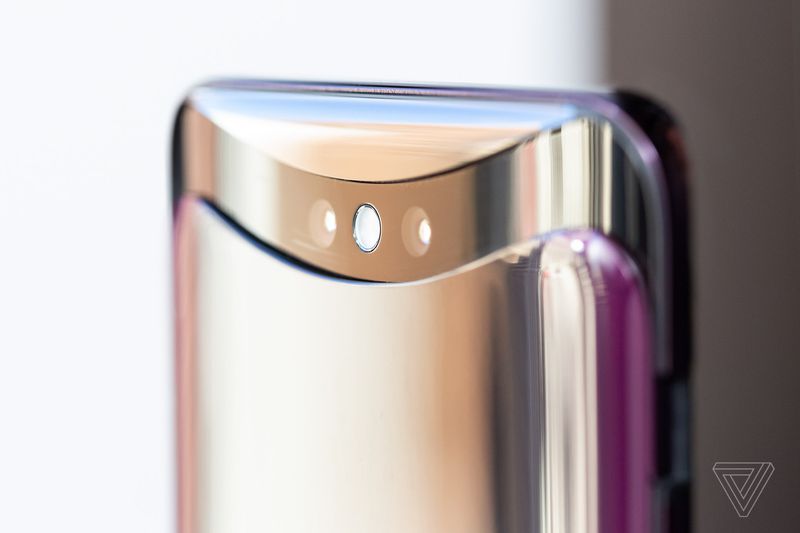 Oppo unveils Find X that nixes the notch with novel pop-up cameras 4