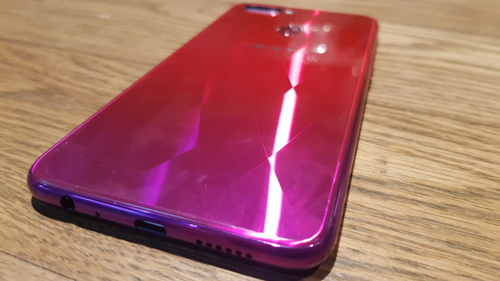 OPPO F9 launched in Malaysia 4