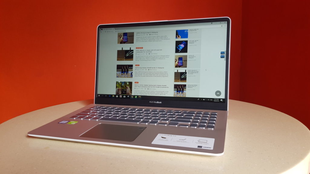 [Review] ASUS VivoBook S15 S530U Laptop - Colourfully Chic 17