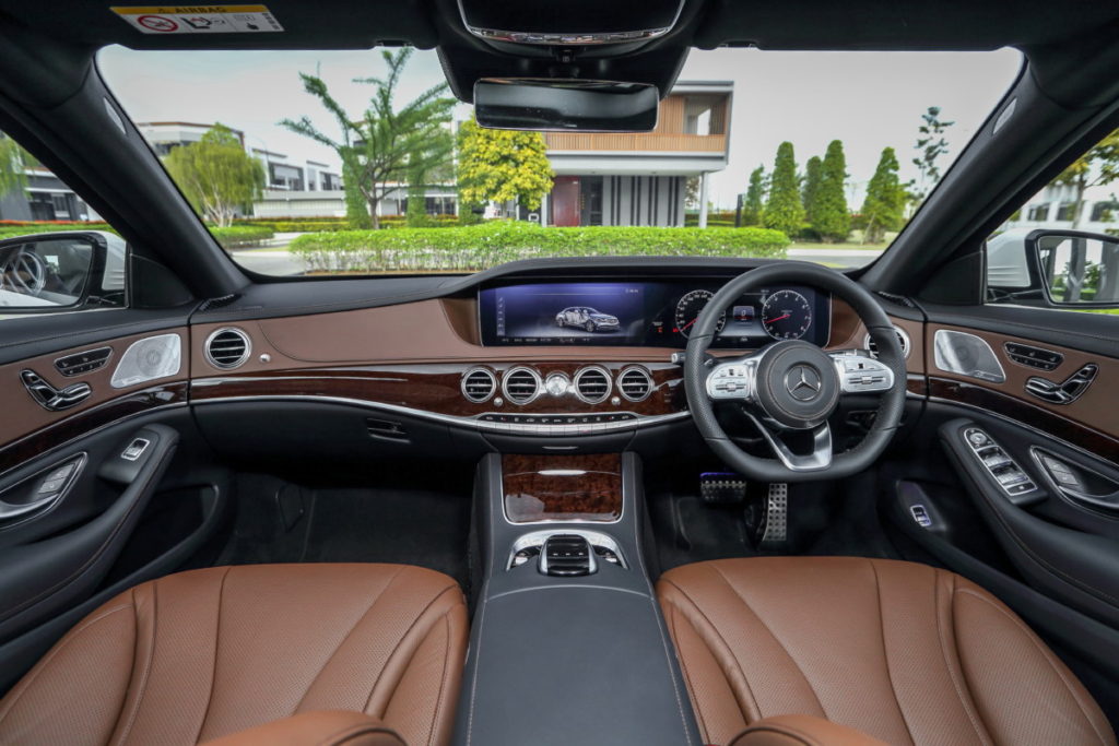 Mercedes redefines luxury and performance with new S-class line-up 5