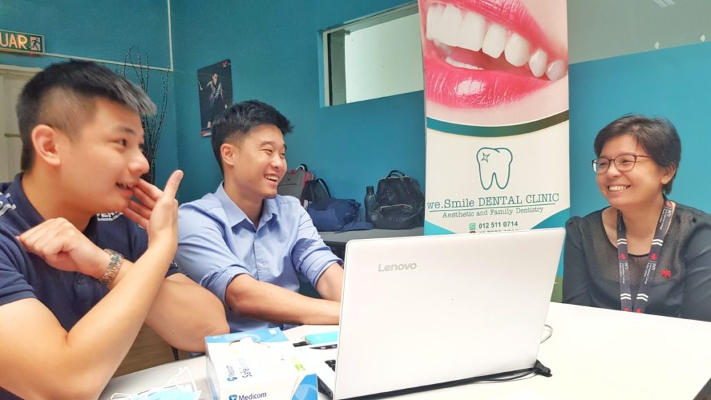 We Smile Dental Clinic participates at Inti International College Subang Healthcare Fair 2