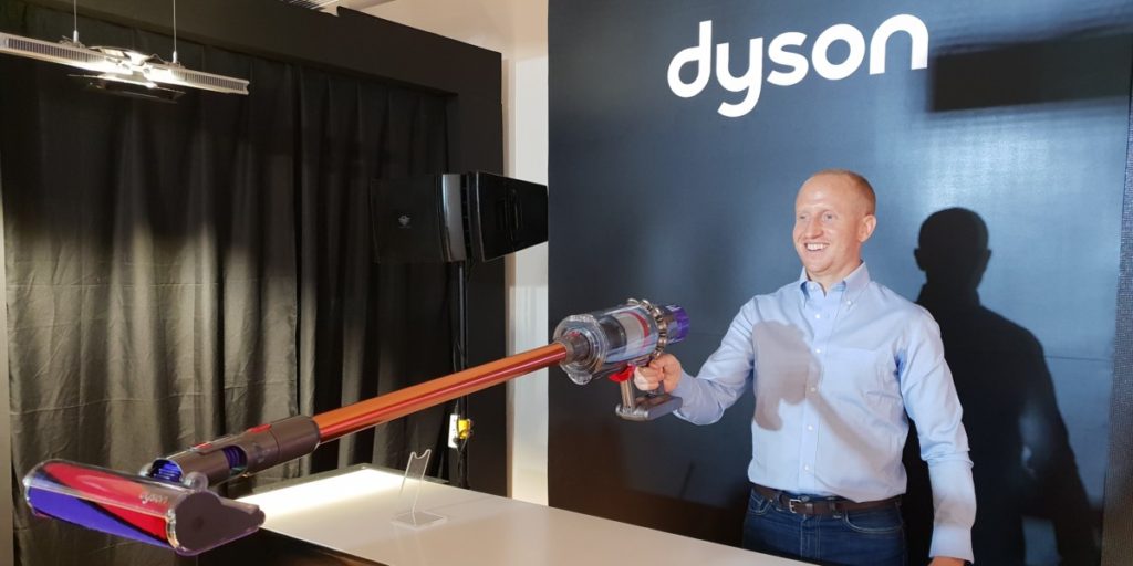 Dyson unveils the powerful yet light cordless Cyclone V10 vacuum cleaner 1