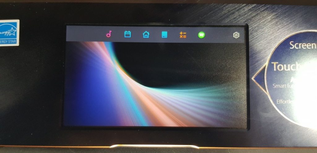 [Review] Asus Zenbook Pro 15 UX580G-EE2030T - ScreenPad Sensation 12
