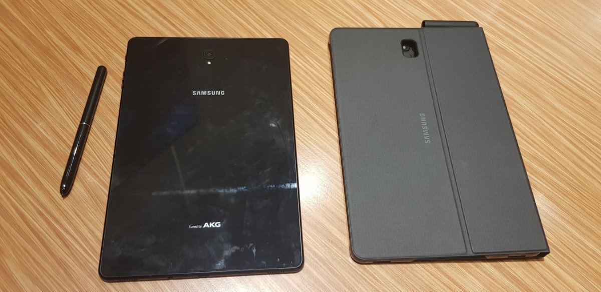 [Review] Samsung Galaxy Tab S4 - The Power Slate 5