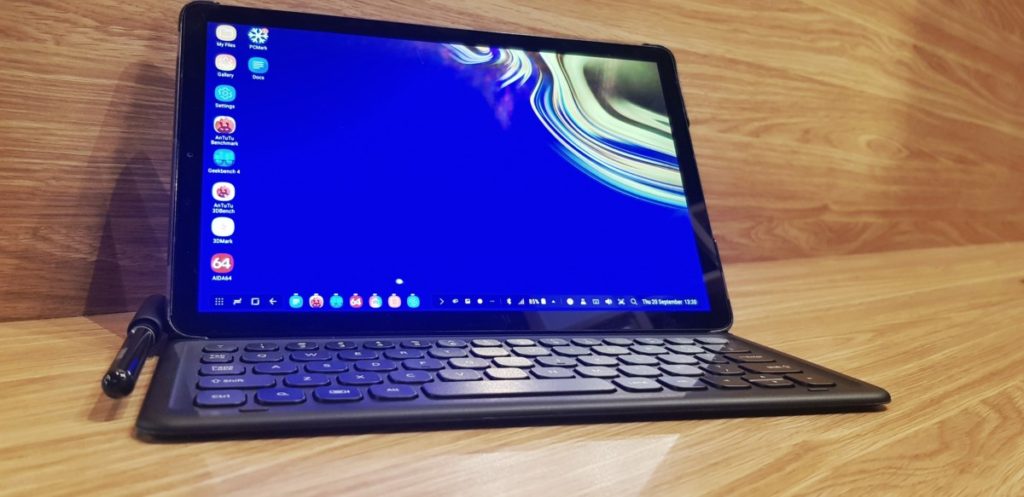 Hands on with the Samsung Galaxy Tab S4 18