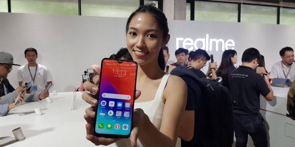 Realme 2 Pro sold like hotcakes on Shopee 11.11 with 2,500 sold in just 3 hours 45
