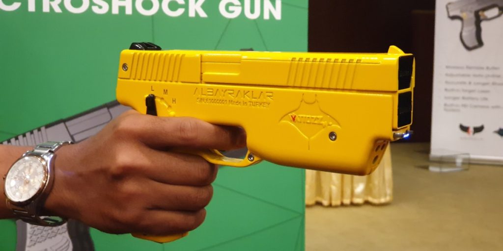 The Wattozz wireless electroshock gun now available in Malaysia 1