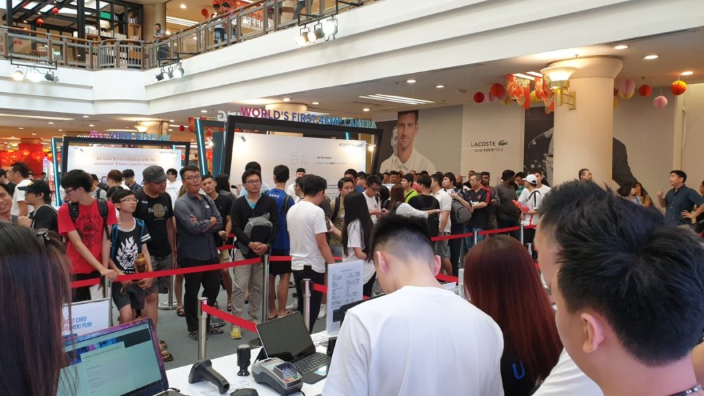 HONOR View20 arrives to sellout crowds at One Utama roadshow 2