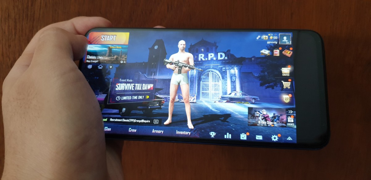 The HONOR View20 is a very able gaming phone that can tackle PUBG at high settings for extended periods of time