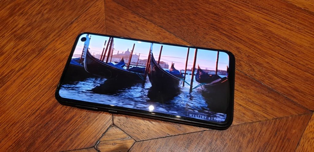 [Review] Samsung Galaxy S10e - Good things come in small packages 14