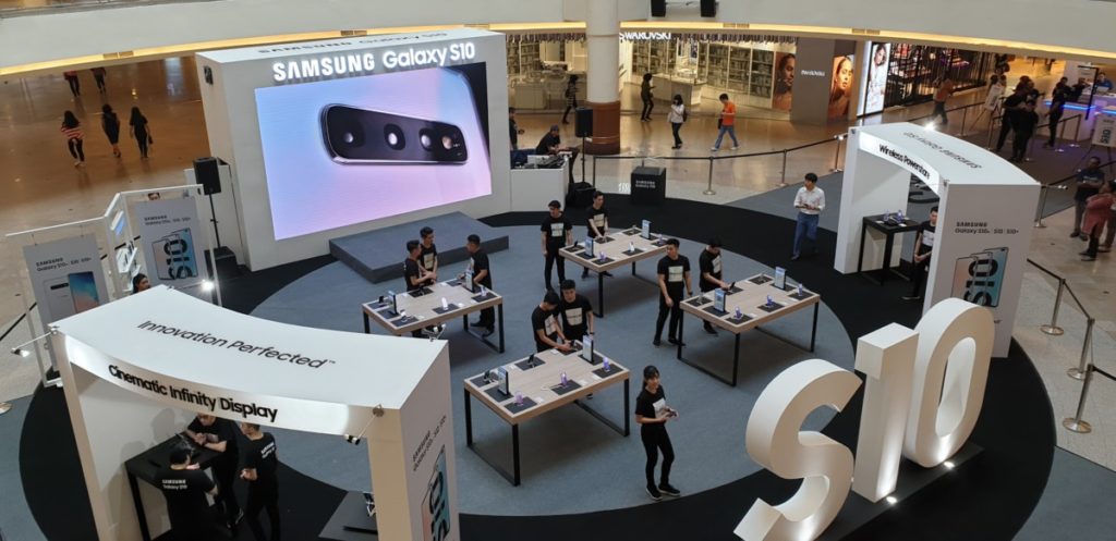 Galaxy S10 roadshows debut nationwide with bargains galore 2
