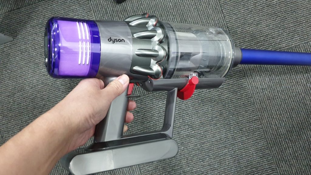 Dyson debuts their next generation V11 cordless vacuum, Lightcycle and Pure Cool Me in Southeast Asia 2