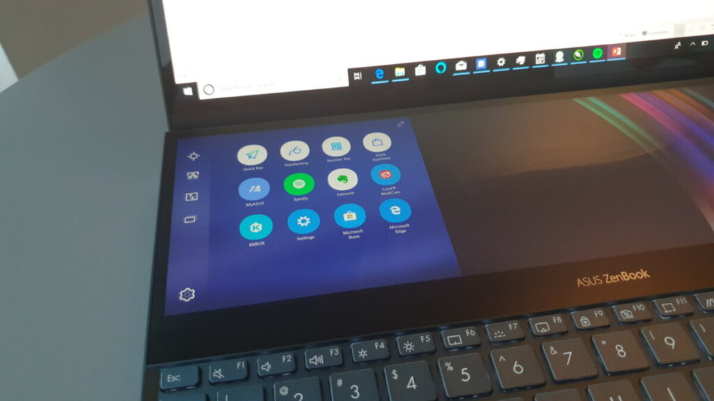 Asus ZenBook Pro Duo UX581 features customisable secondary 4K ScreenPad Plus touchscreen plus Intel Core I9 processors 9