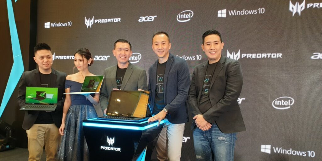 This Acer Predator Triton 900 transforms into four modes and it’s yours for RM15,999 1