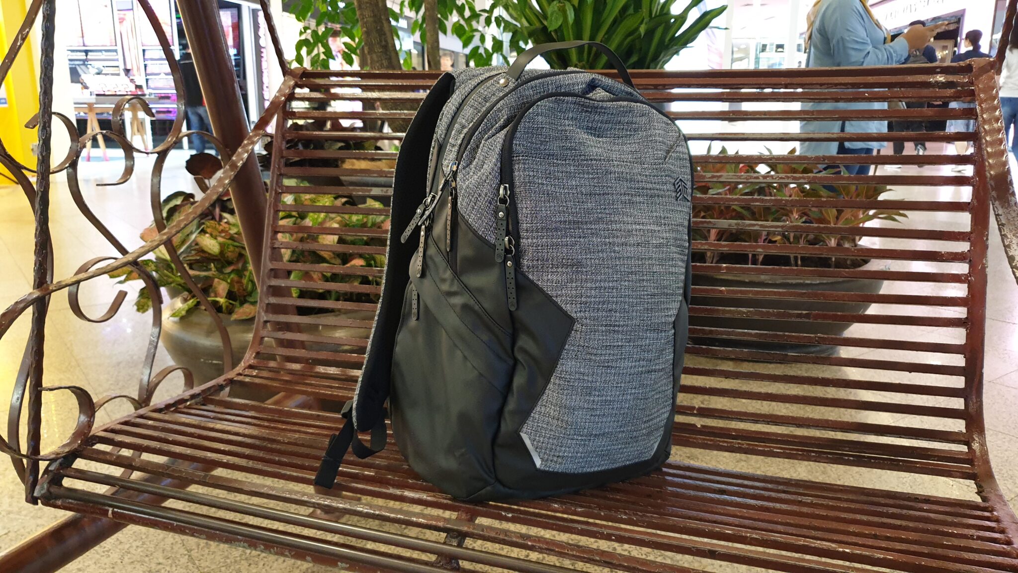 STM Myth 28L backpack side 