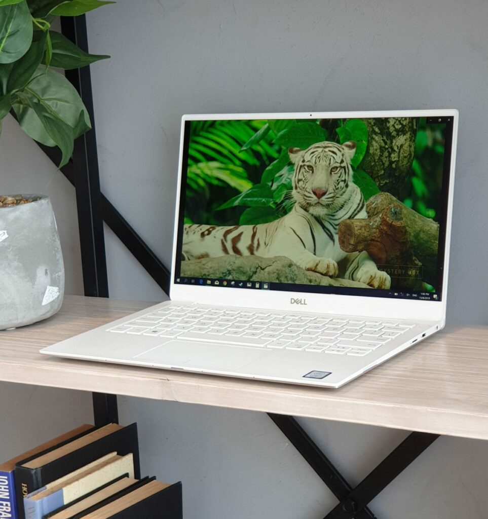 Dell Xps 13 9380 Review Refined Perfection Hitech Century 6600