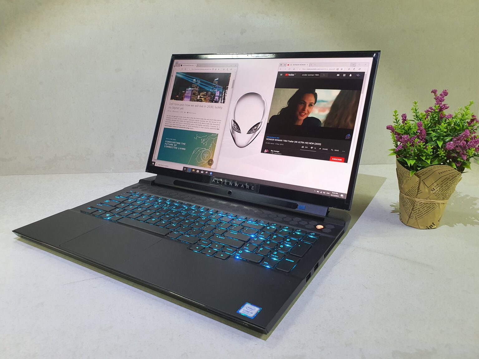 Alienware M17 R2 review - There’s light on the dark side (of the moon ...