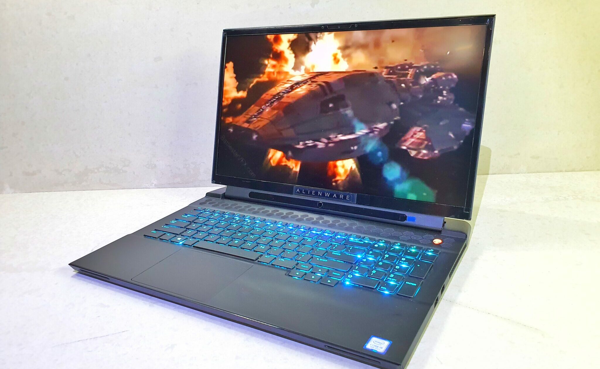 Alienware M17 R2 review - There’s light on the dark side (of the moon) 2