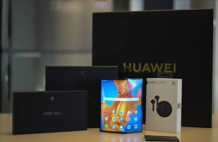 Get your spanking new Huawei Mate Xs sent to your doorstep with VIP home delivery