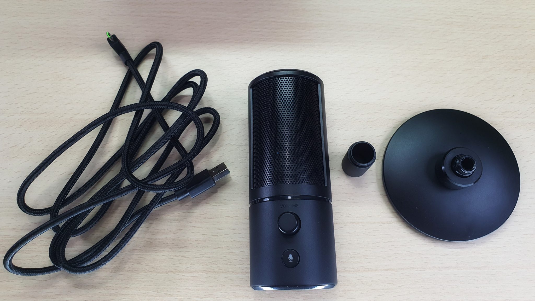 Razer Seiren X USB Condenser Microphone Review - The mobile streamer’s