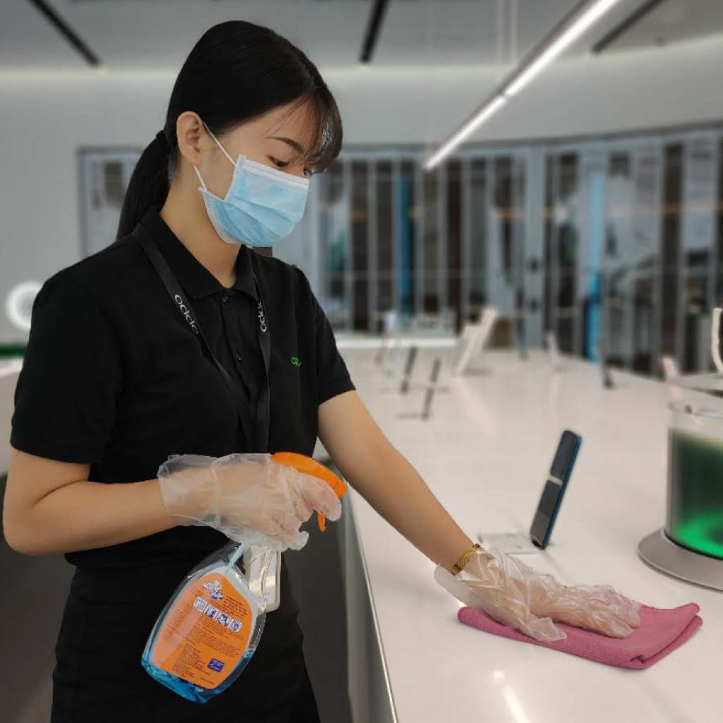 OPPO brand stores cleaning