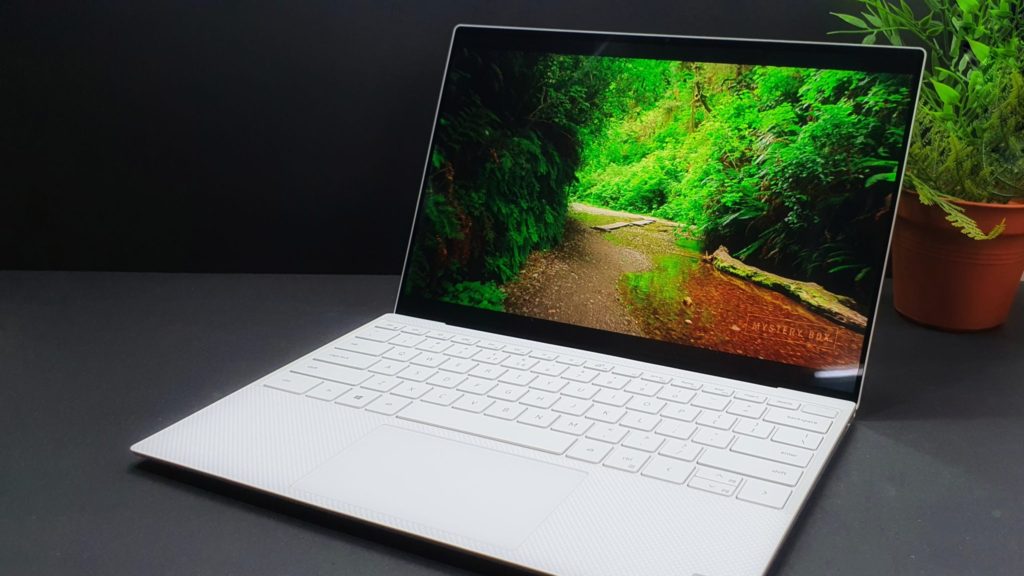 Dell XPS 13 9300 Review - Redefining Ultraportable Perfection 5
