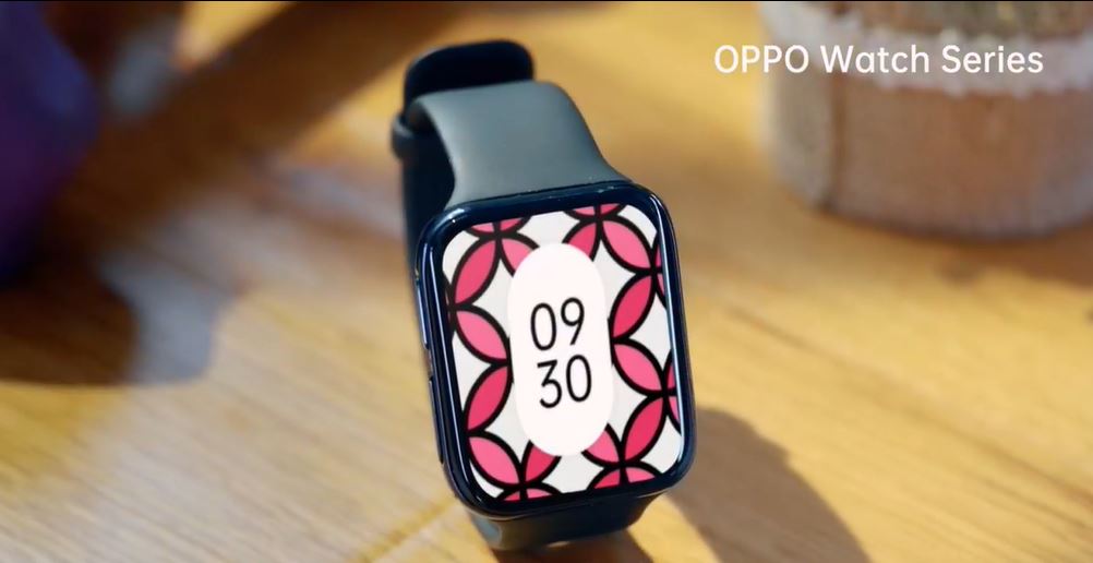 OPPO Watch close up