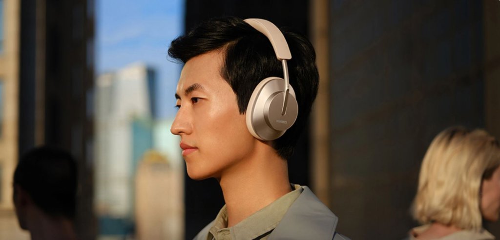 Huawei FreeBuds Studio over-ear headphones priced at RM1,199 and coming to Malaysia 3