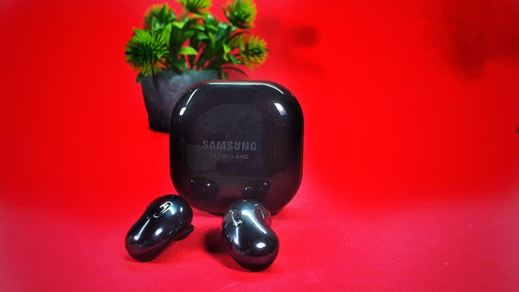 Samsung Galaxy Buds Live red buds