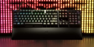 Razer Huntsman V2 Analog with analog optical switches is a literal game changer for US$250 10