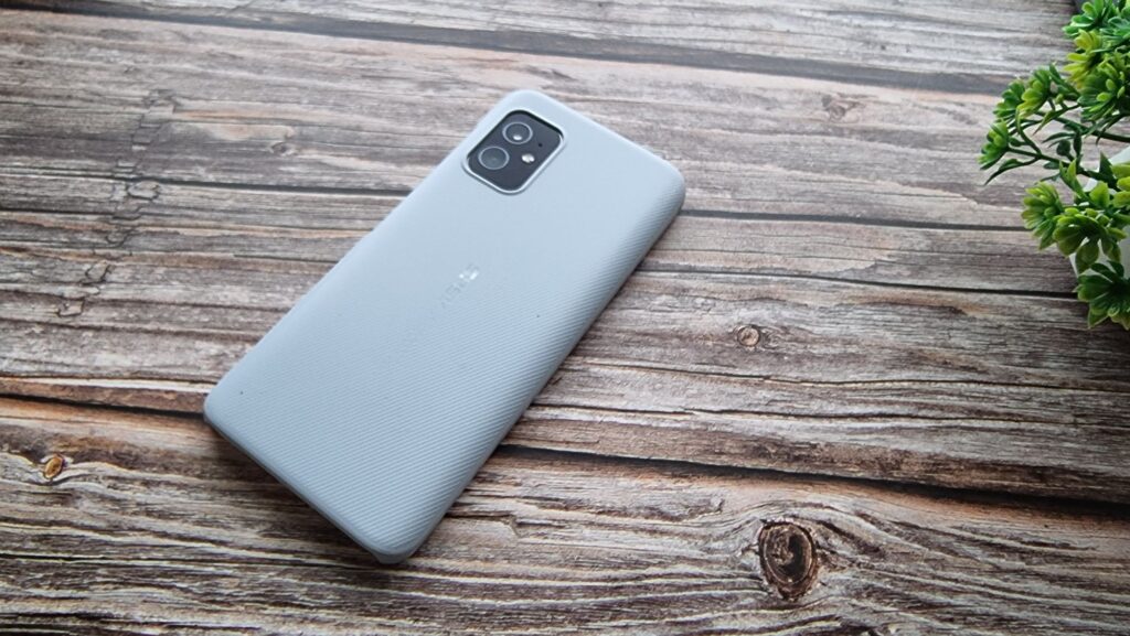 Asus Zenfone 8 Unboxing with casing