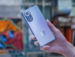 Huawei roadshow hits the road with lucky draws and free gifts 6