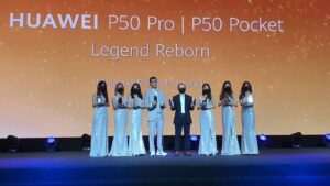 Huawei P50 Pro preorder live in Malaysia with RM2,100 in free gifts and price of RM4,199 10