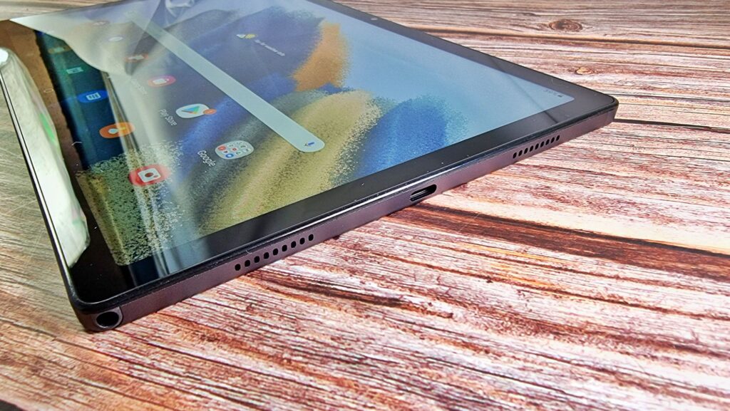 Samsung Galaxy Tab A8 First Look right side