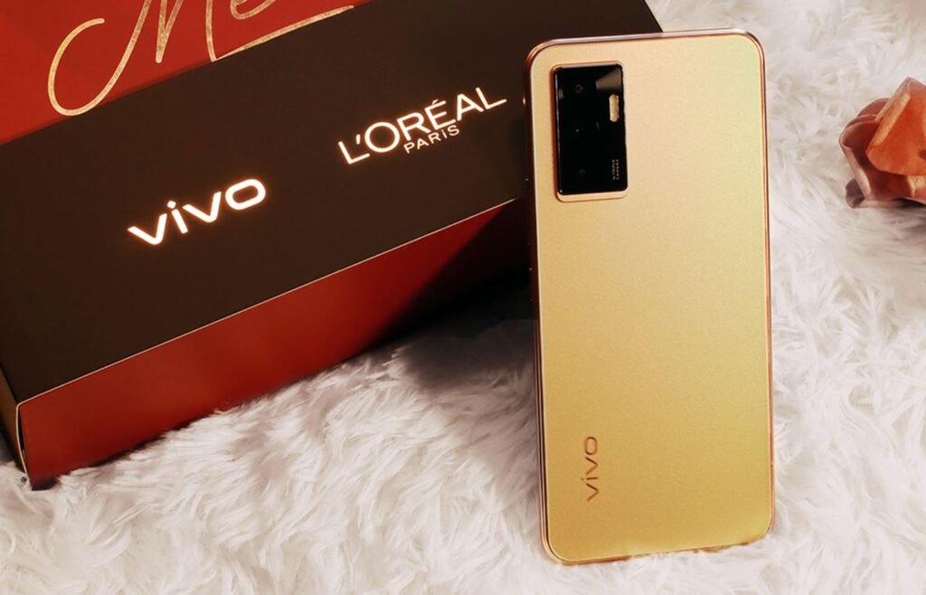 vivo teams up with L’Oréal Paris with special gift box and V23e 5G Mirage Gold for Malaysia 5