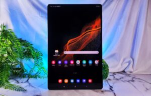 Samsung Galaxy Tab S8 Ultra First Look and Unboxing Malaysia - Huge tablet with plenty of goodies 1