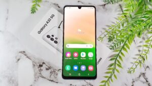 Samsung Galaxy A33 5G Review - Awesomely Well Rounded Bargain Blockbuster 3