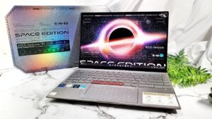 ASUS Zenbook 14X OLED Space Edition Review (UX5401Z) - Out of This World Design and Stellar Performance 4