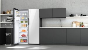 Here’s why the stylishly compact Samsung Bespoke Refrigerators are perfect for small apartments 1
