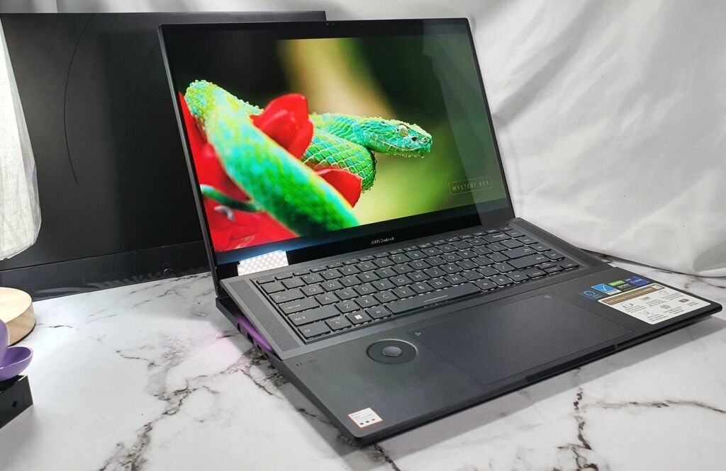 ASUS ZenBook Pro 16X OLED Review (UX7602) angled