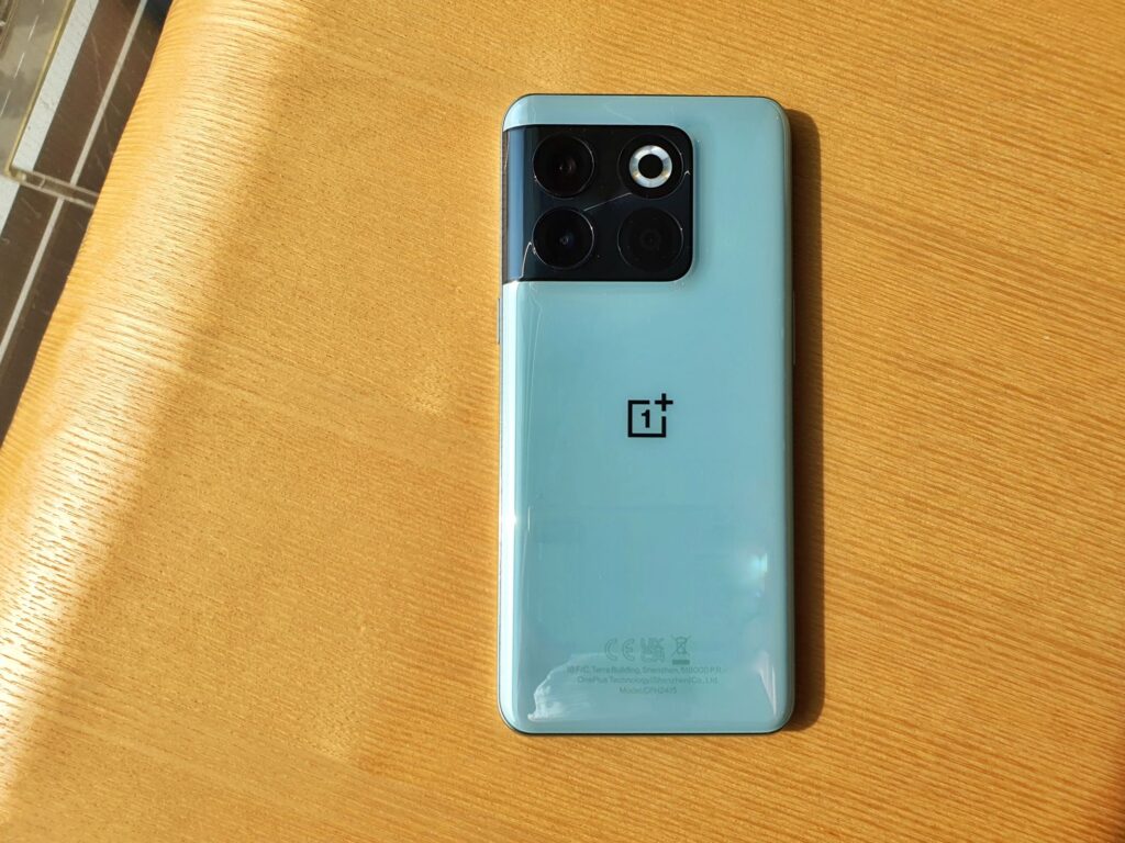 OnePlus 10T 5G Review cover