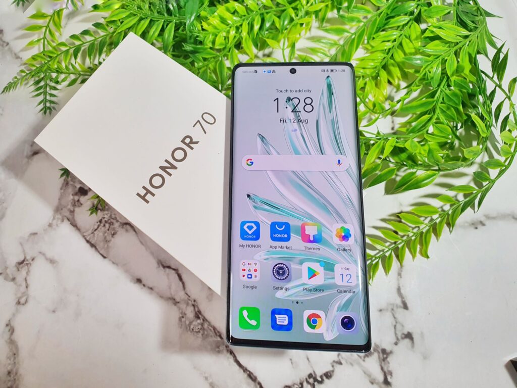 Honor 70 Review box