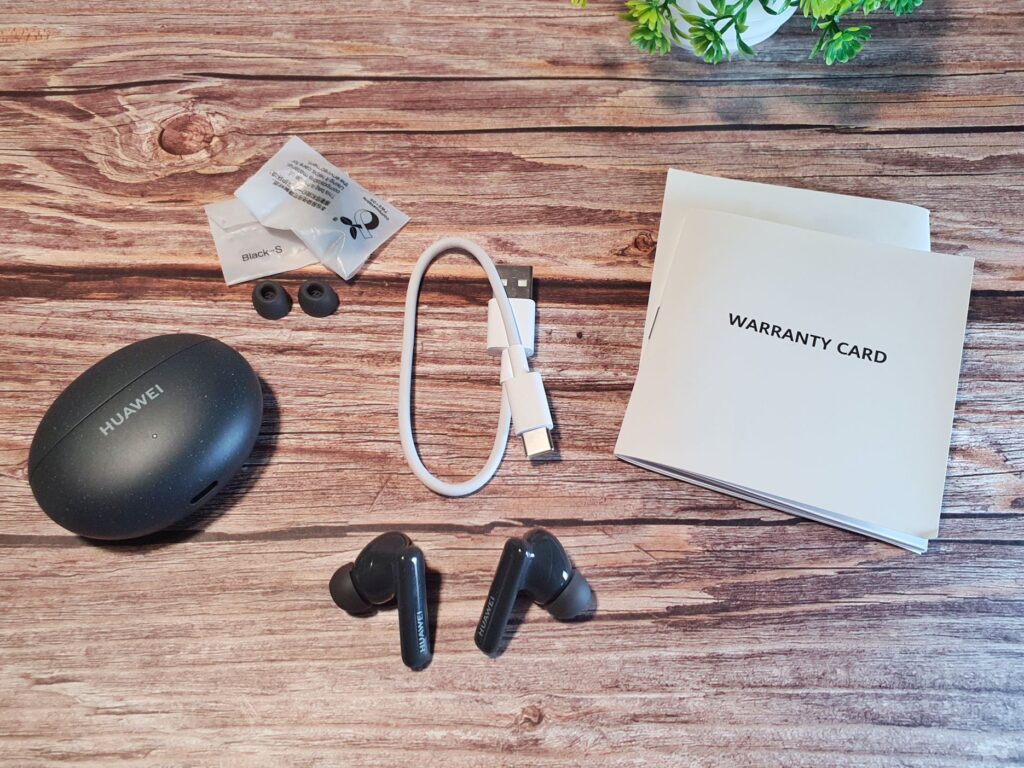 Huawei FreeBuds 5i review box contents