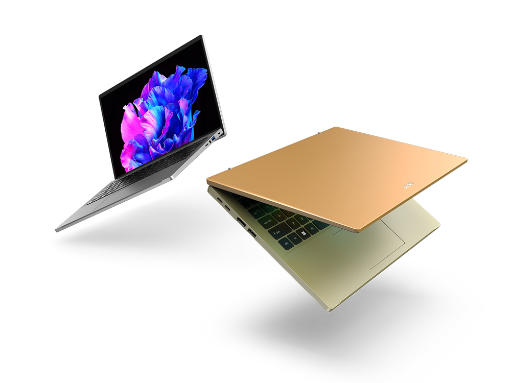 Acer Swift Go 14 open and closed