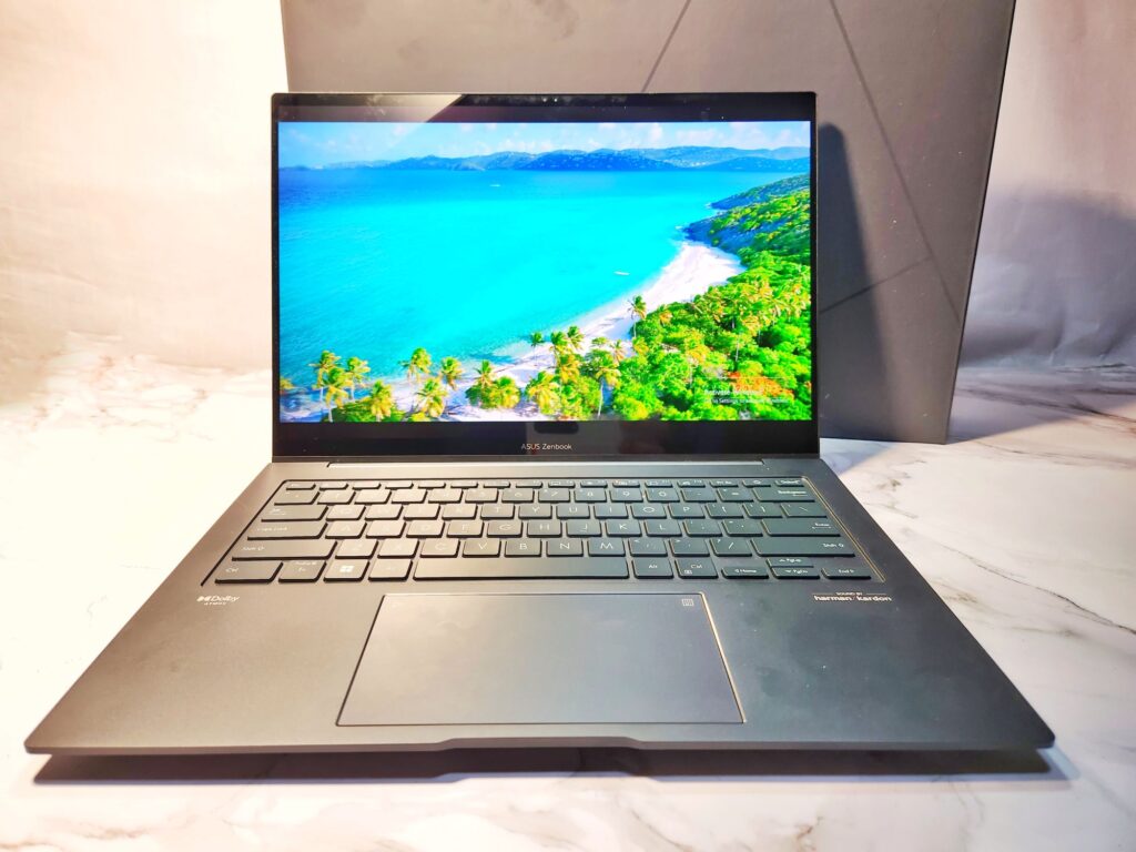 ASUS Zenbook 14X OLED UX3404 Review (2023) front