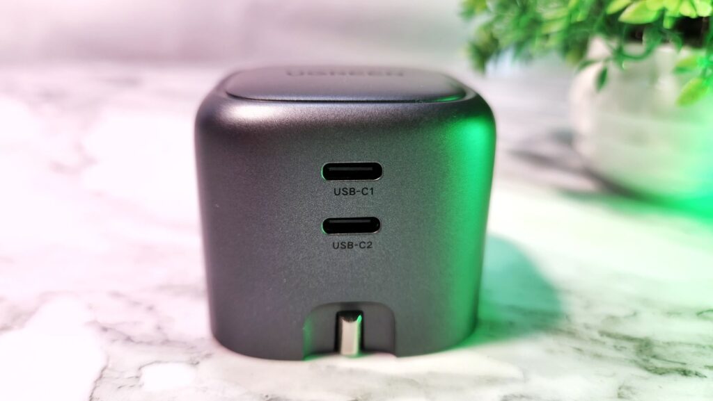 Ugreen Nexode Mini 45W Charger Review side